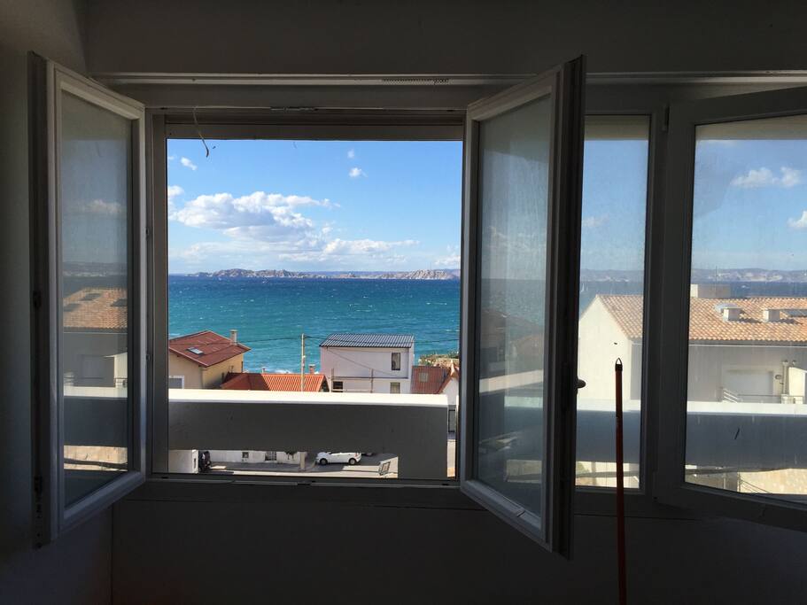 Vue mer de l'intérieur du studio
