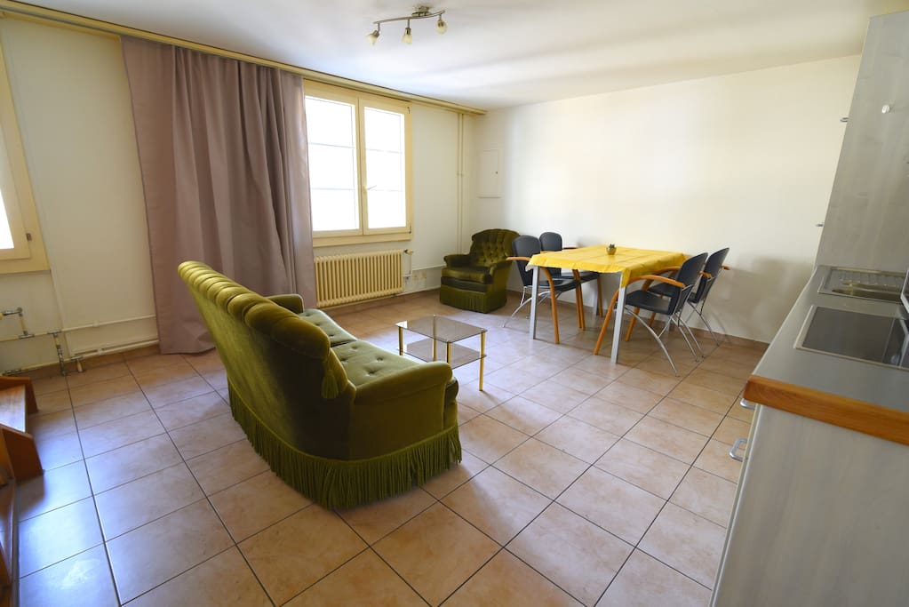 living room / Kitchen