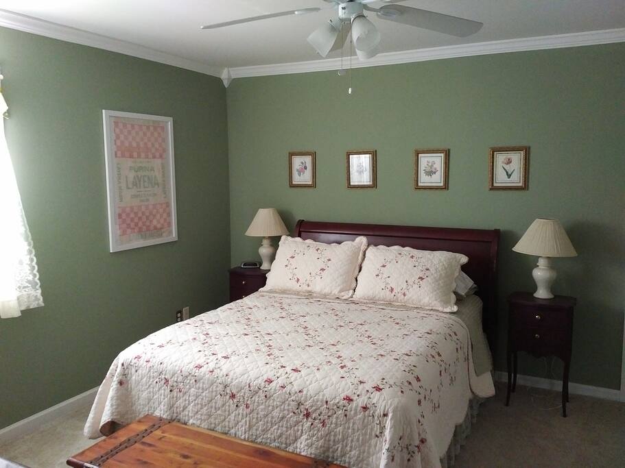 The Green Suite