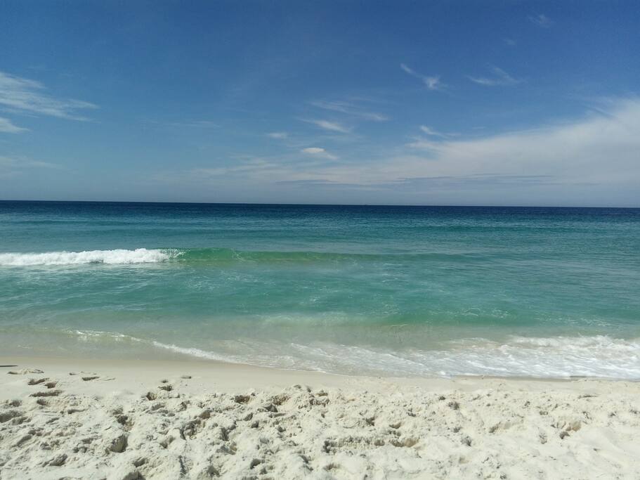 Praia local.