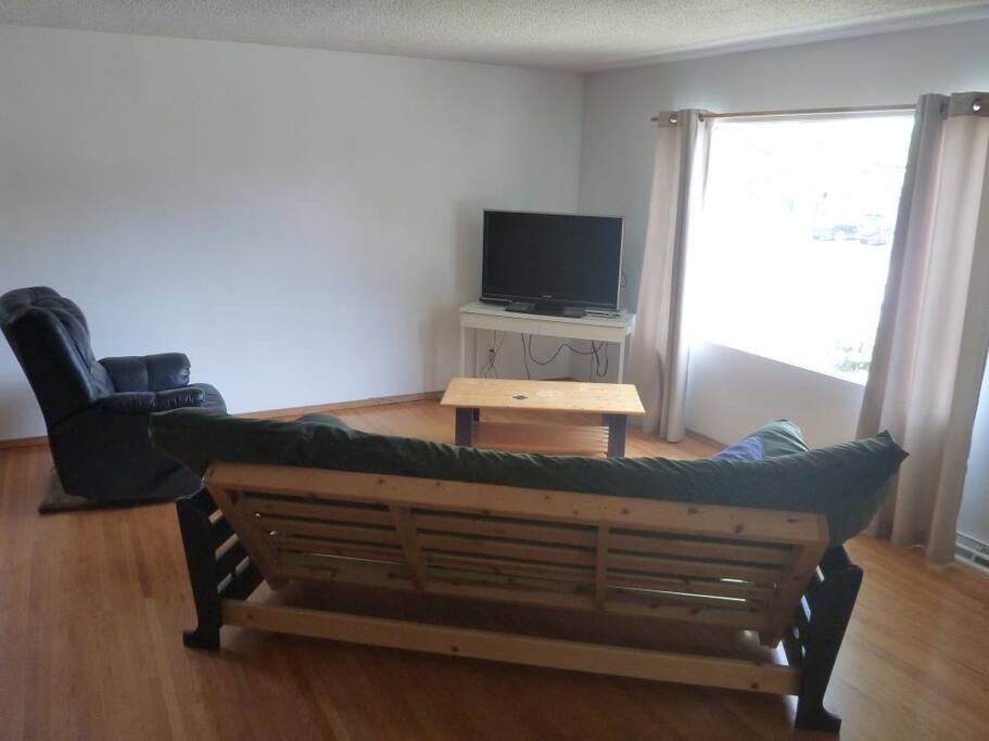 Living Room, Futon