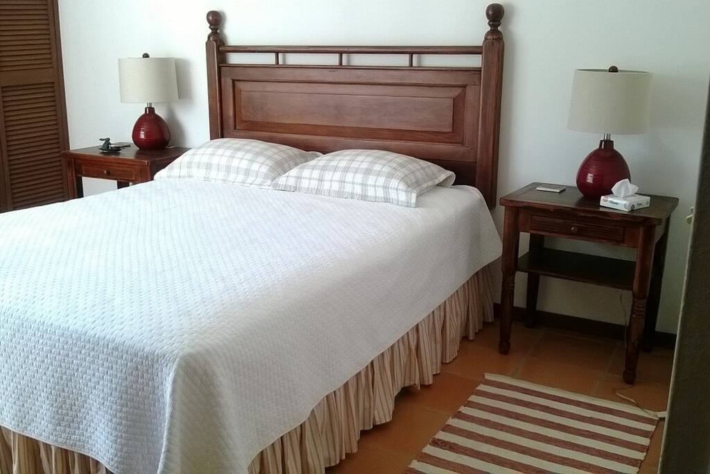 Nice Bedroom with queen bed