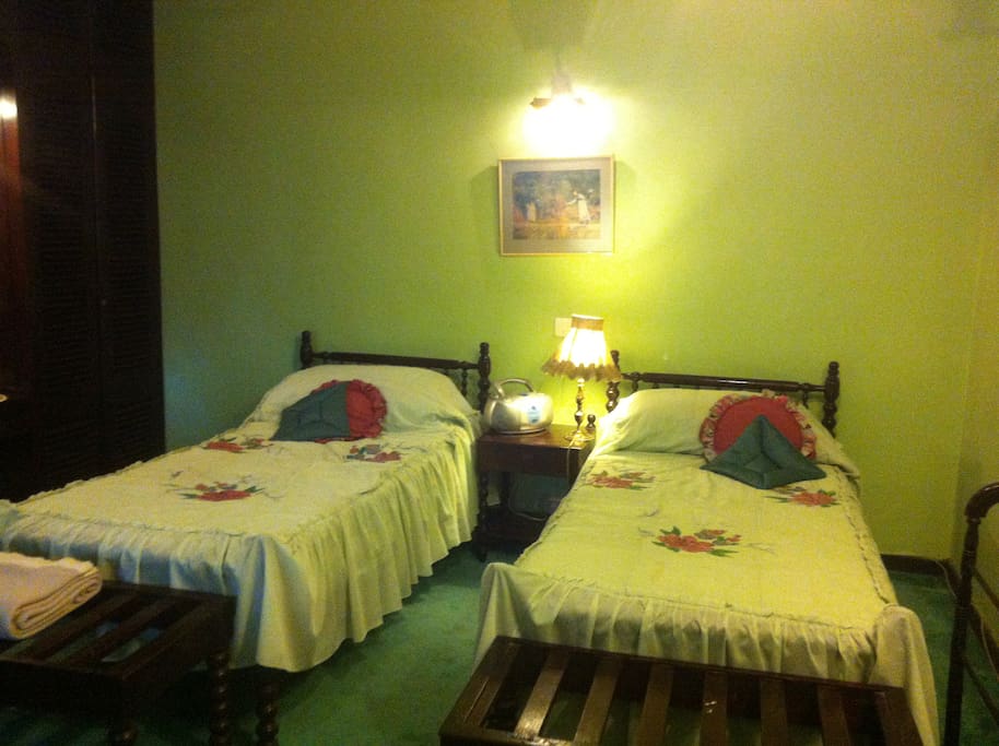 Avocado Room
