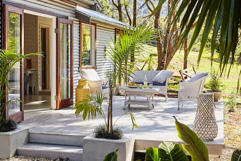 Birdsong Bellingen RusticCabin - river forest farm