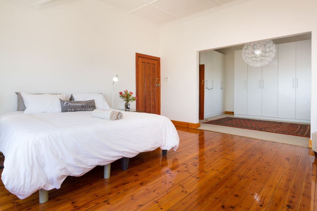 Upstairs main bedroom
