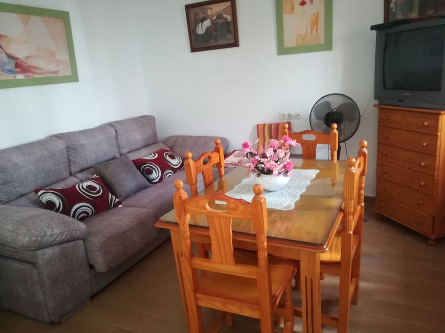 Sala TV. Comedor