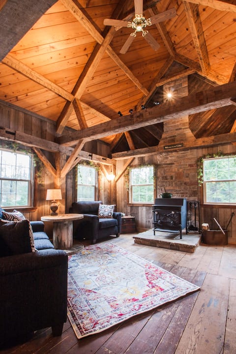 Quaint Cabin Near 2 Great PA State Parks