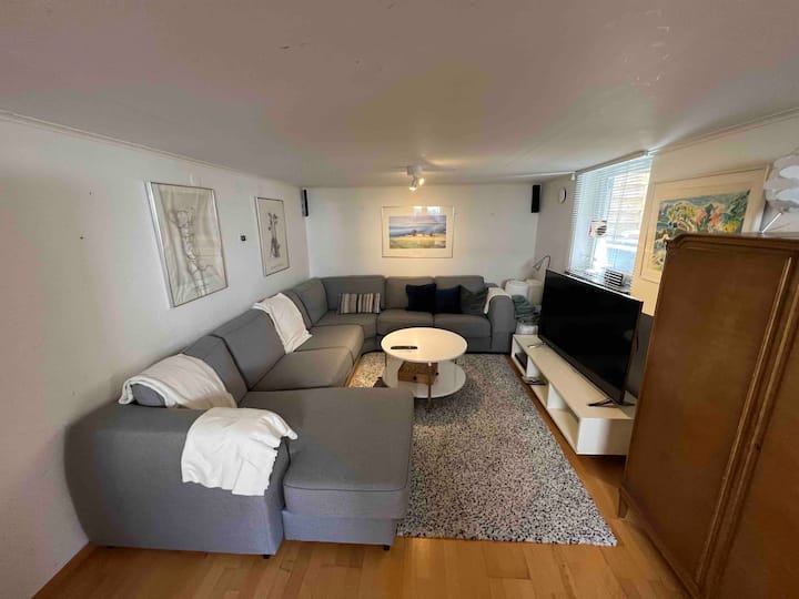 Källarlägenhet För 4, 15 Min Från Centrum - Gothenburg