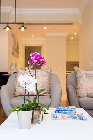 Spacious And Convenient Greenpoint Living gallery image 5