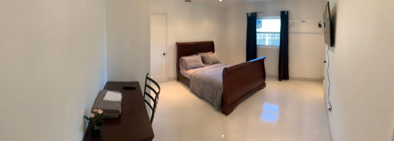 Boca Raton Style ..... private bath Master bedroom