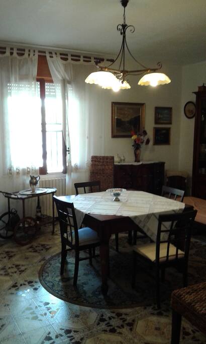 soggiorno con divano letto
