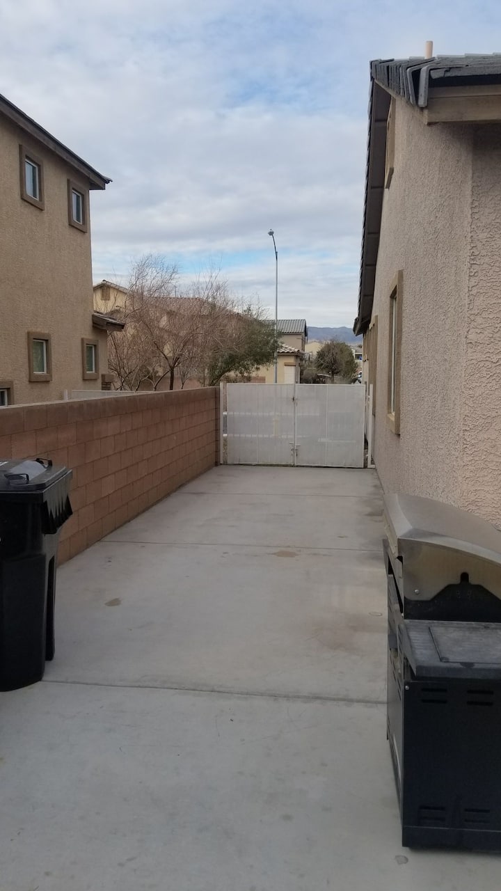 11 Best Airbnb Vacation Rentals Near The Motor Speedway In Trip101