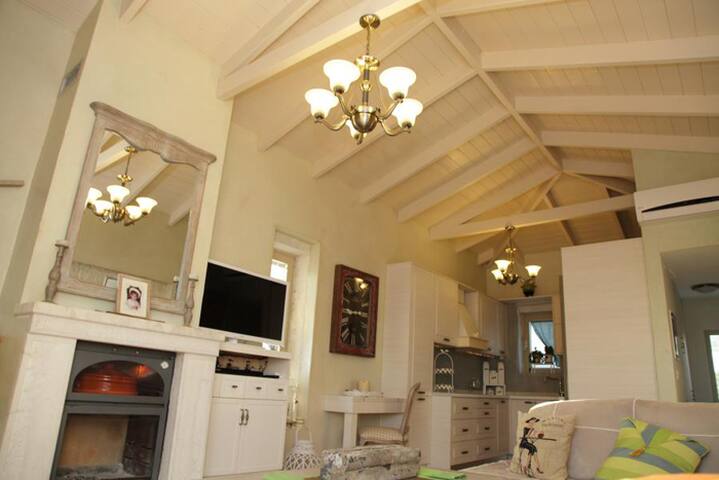 Villa Pelagos gallery image 3