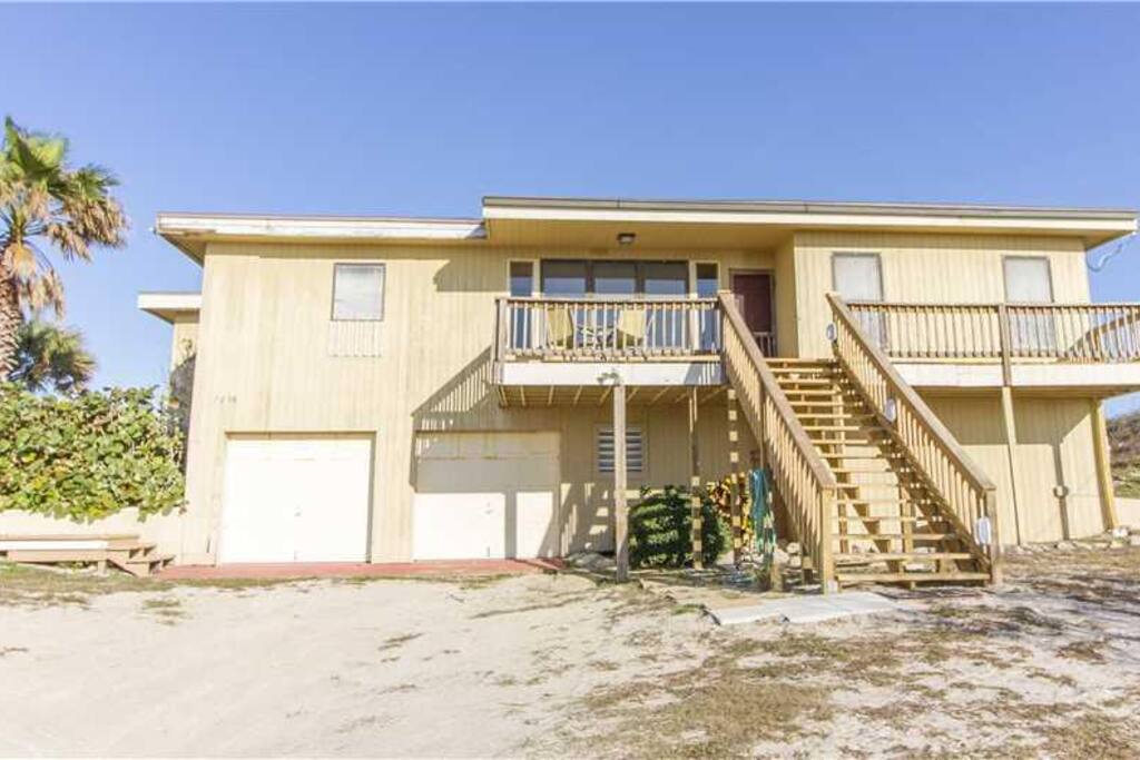 Welcome to Hunter's Haven! - From the moment you pull into the driveway you’ll know that you’ve booked your vacation stay in some