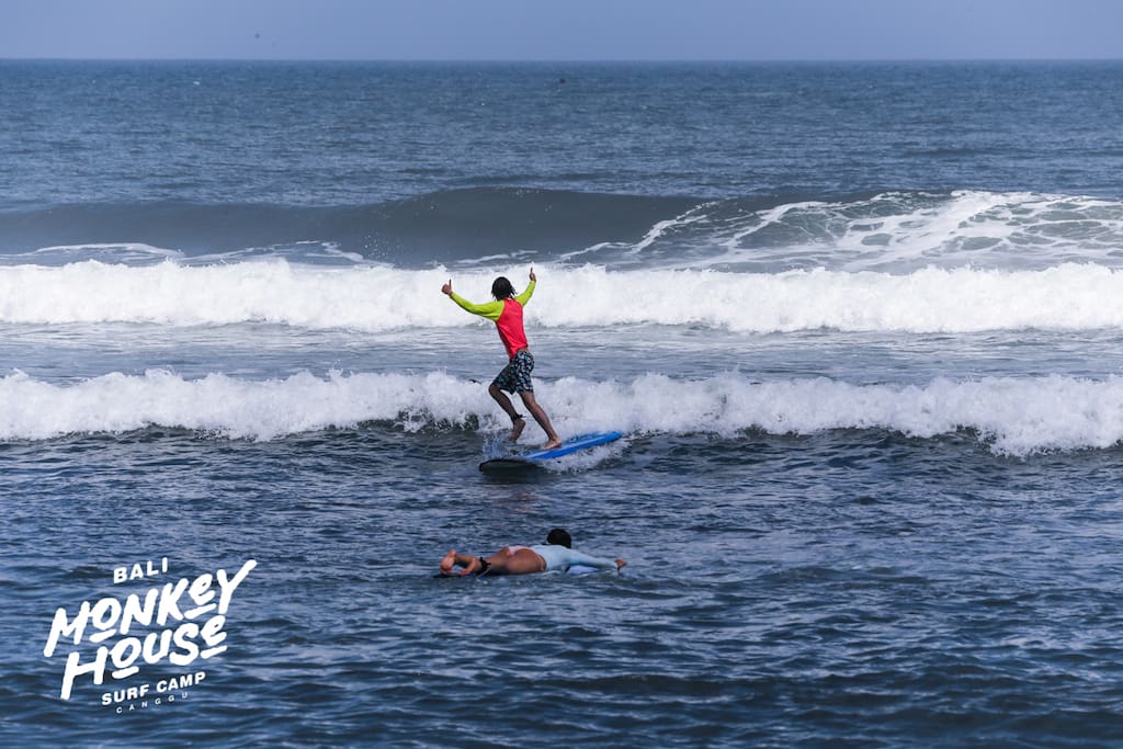Surf Lesson - Bali Monkey House_Surf Camp, Canggu