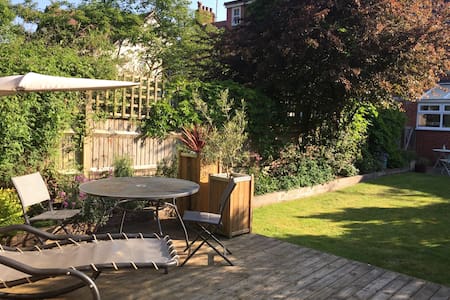 Single room in Oxford home, close to Oxford centre