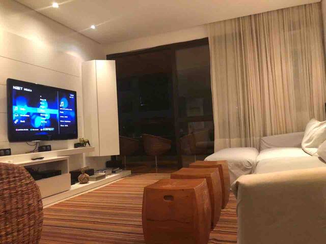 Apartamento espetacular de frente para o mar gallery image 4