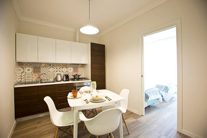 Medina PLUS- MDP-Napoli centro gallery image 2