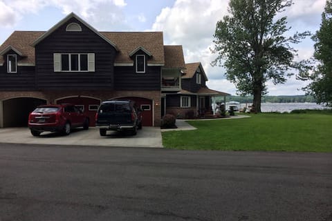 July 6-12 just opened up 6Bed 51/2baths 1st fl bed