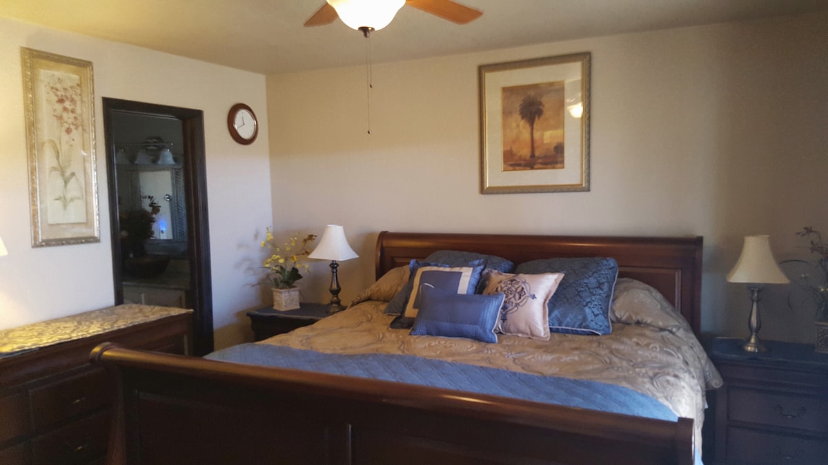 HLAVNÁ SPÁLŇA S MANŽELSKOU POSTEĽOU EASTERN KING