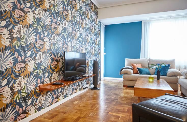 Amplio y acogedor apartamento con garaje incluido gallery image 2