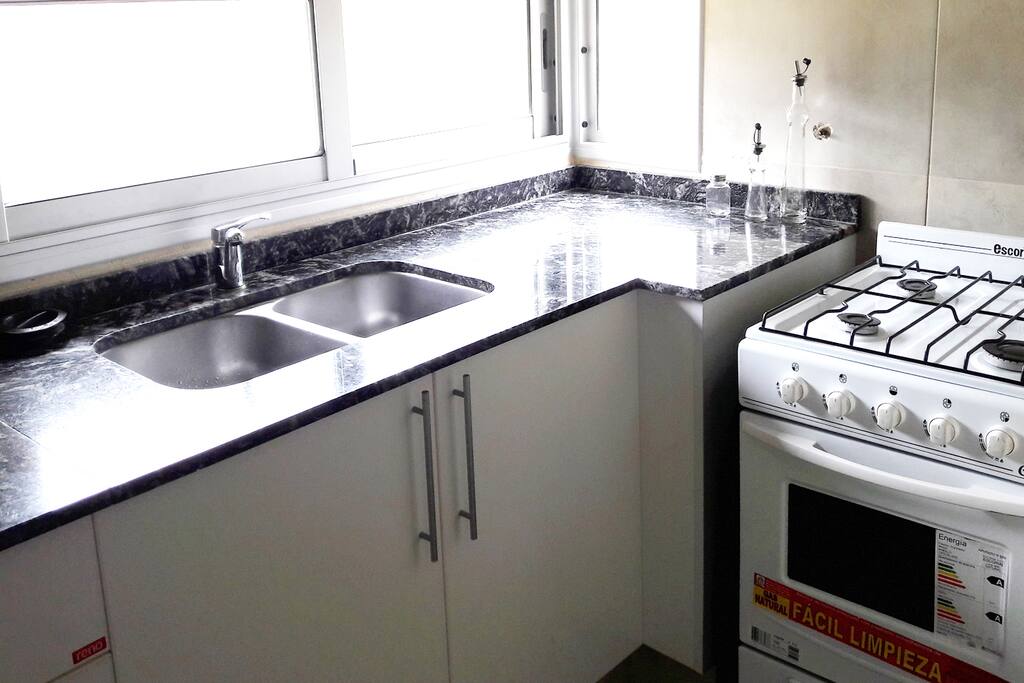 Cocina con vista al parque
