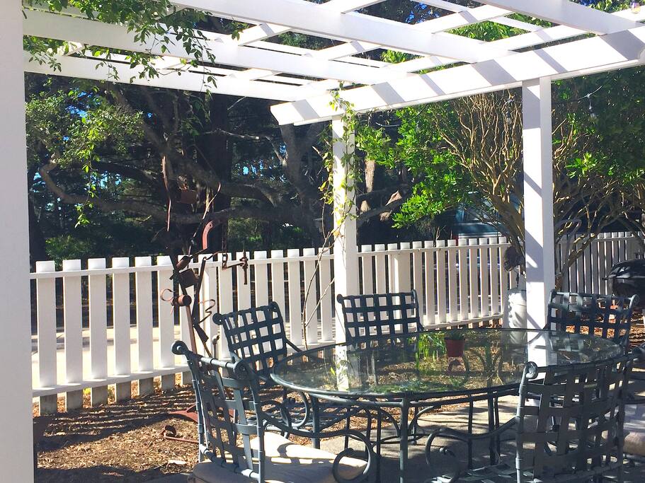 Private front patio for morning coffee or afternoon BBQ's