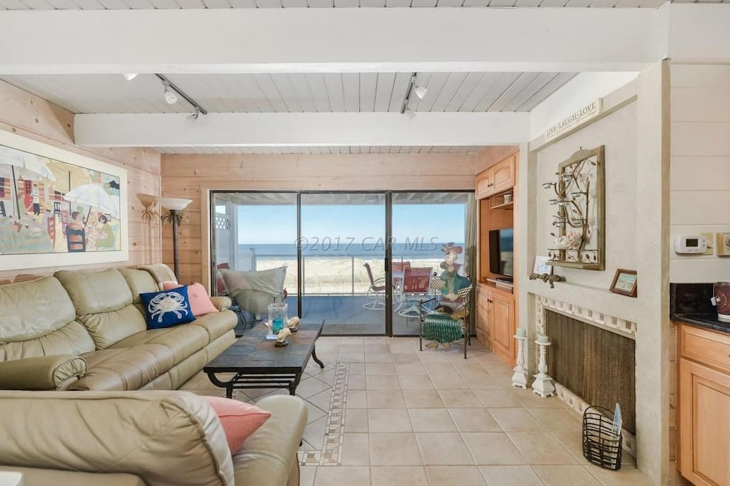 Family Room with Recliners and Unobstructed Oceanfront View