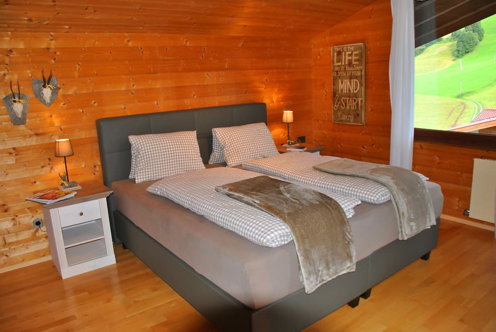 Schlafzimmer 2