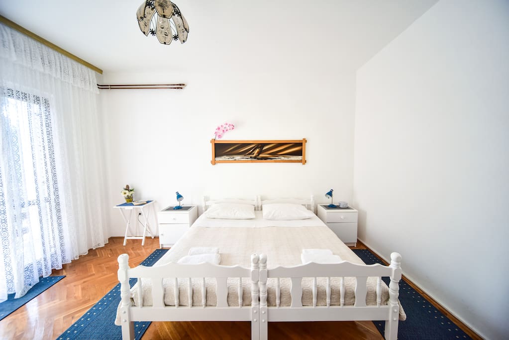 Room 1