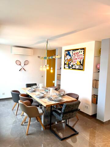 Skyline Penthouse gallery image 5