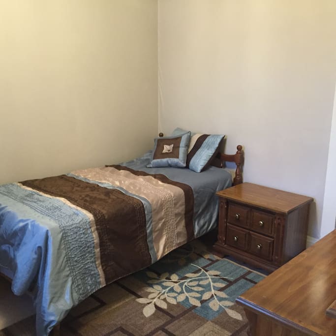 Bedroom in Apt 3