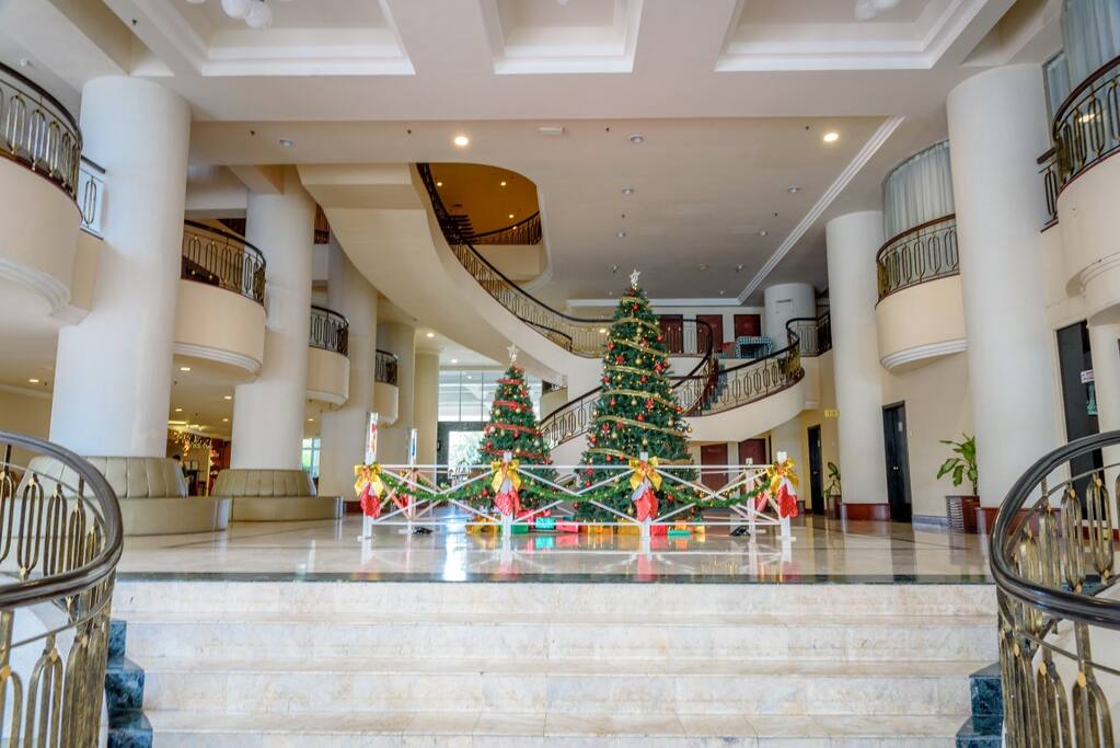 Hotel Lounge