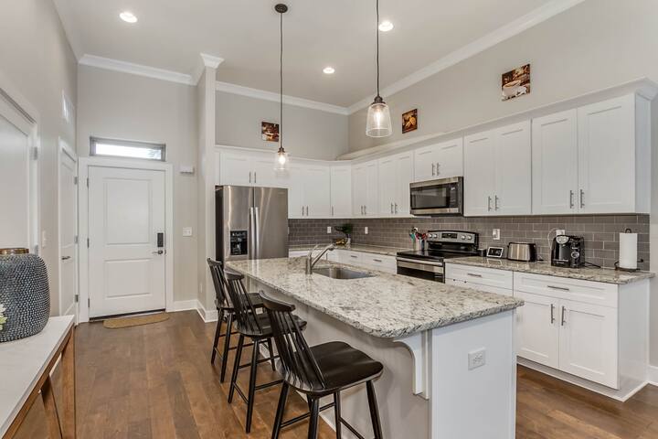 Realty South managed Airbnb listing 2