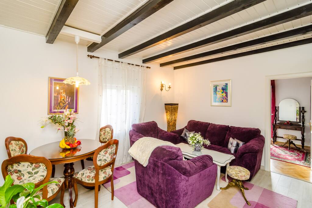Spacious living room