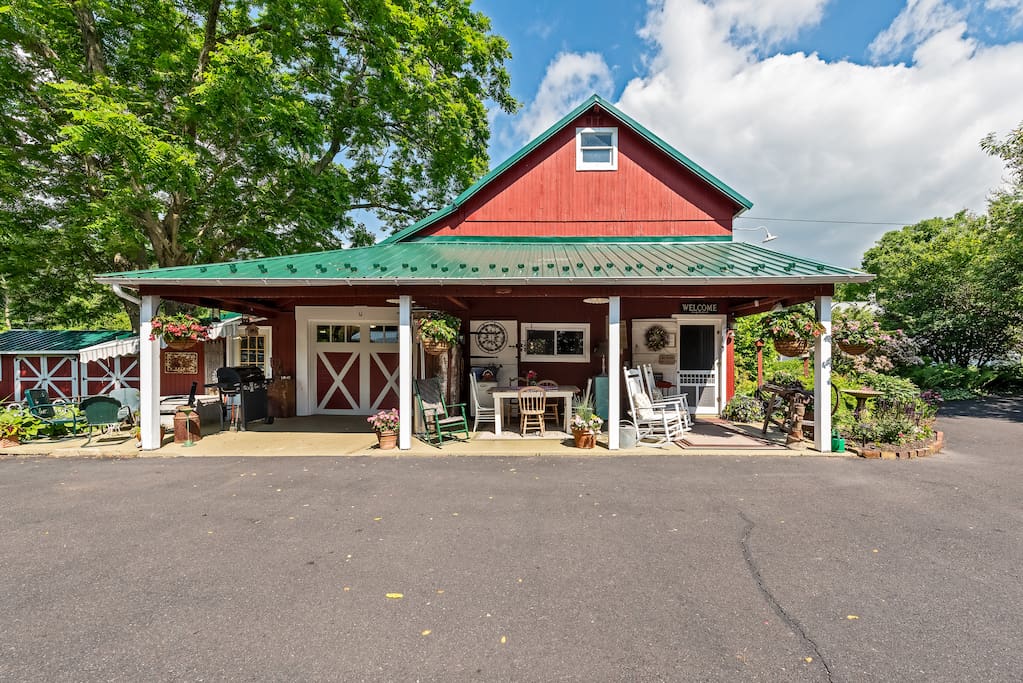 Barn cottage at River Rose Guesthouses for Rent in Upper Black Eddy