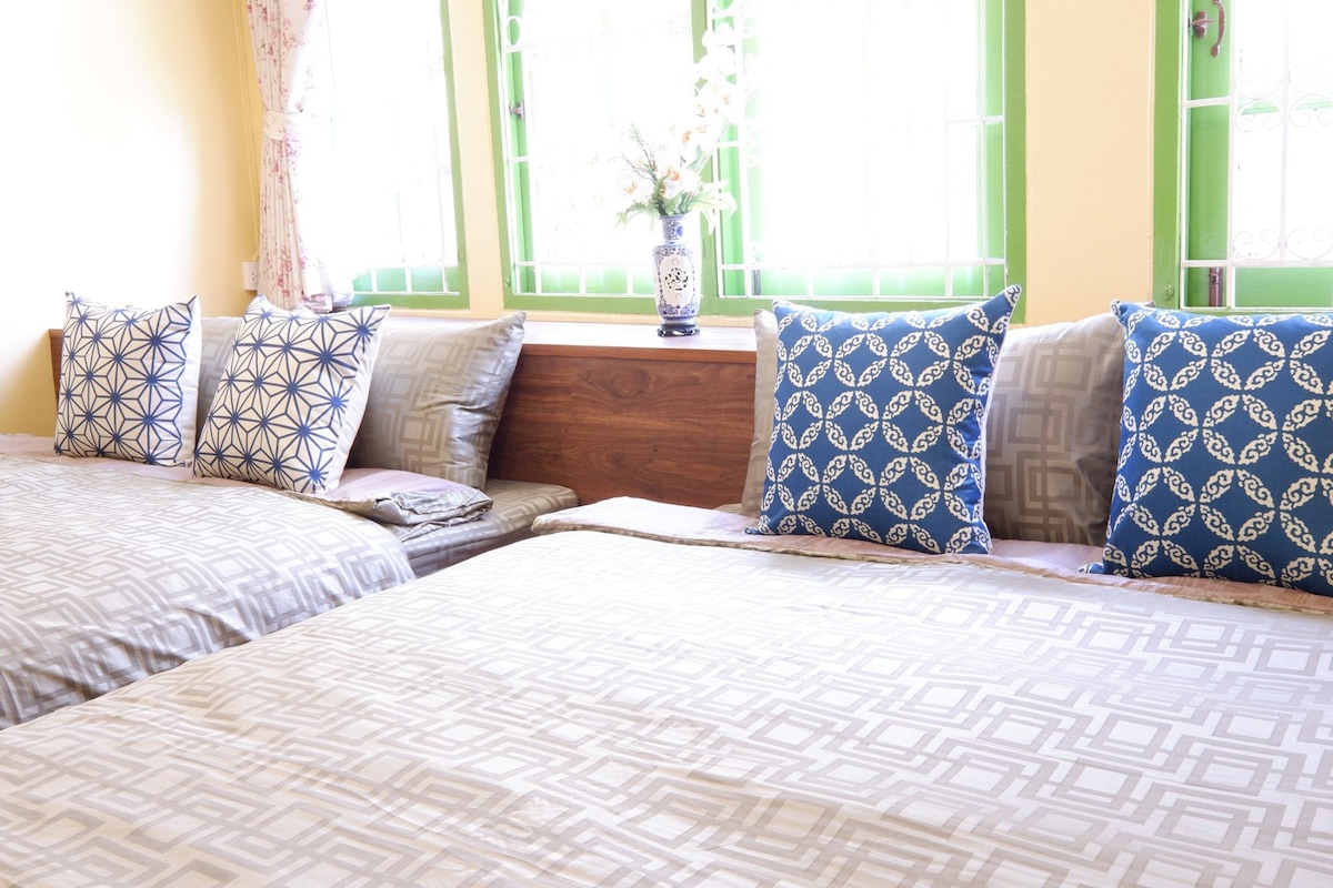 2 מיטות זוגיות רח