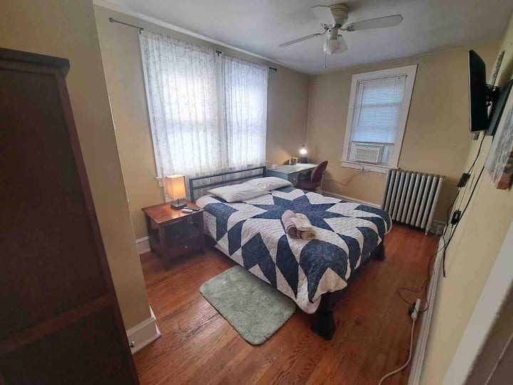 226B3 near Phila and transport Apartments for Rent in Upper Darby