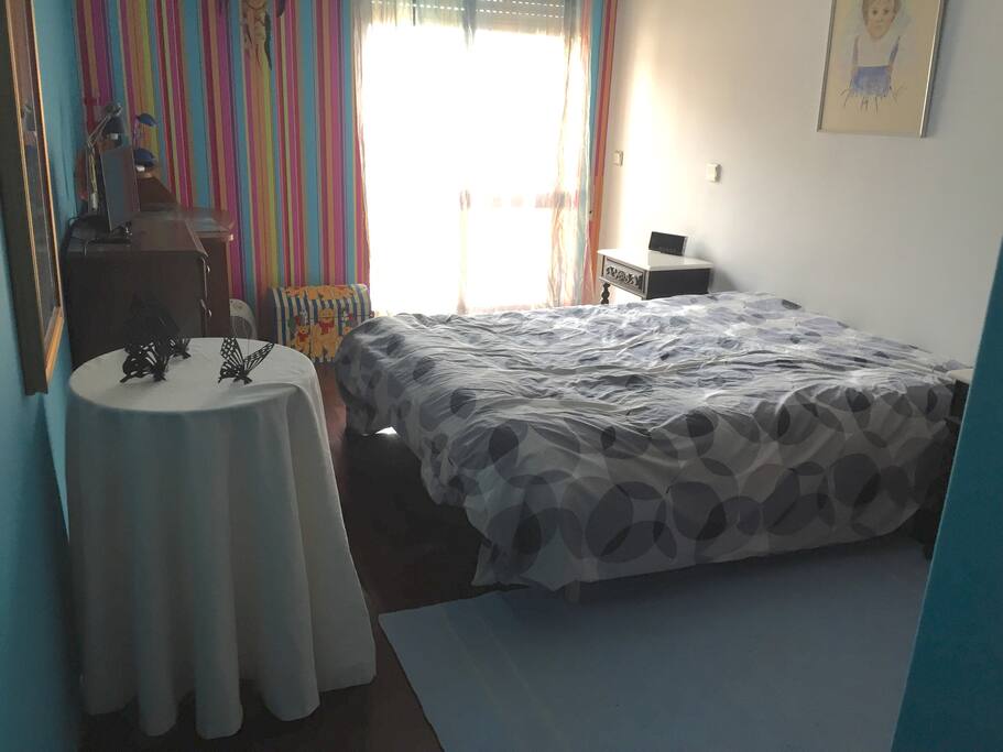 quarto azul/blue bedroom/ chambre bleu