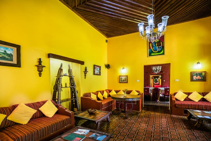 The guests lounge, complete with TV, books, games and more