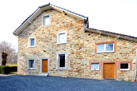 Luscious Holiday Home Pool & Sauna