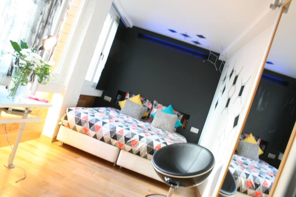 over view of the bed