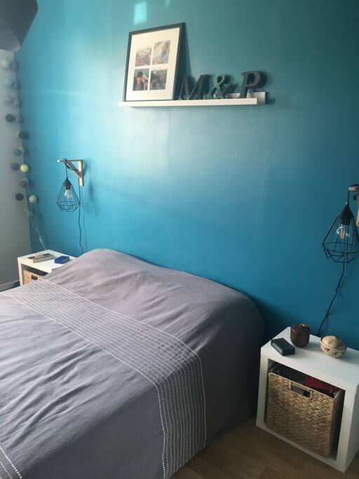 chambre principale lit double