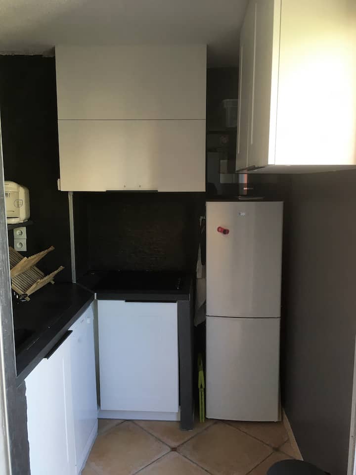 J.verne -2 Studio-cab Dont 1 Jardin- Port - 11pers - Agde