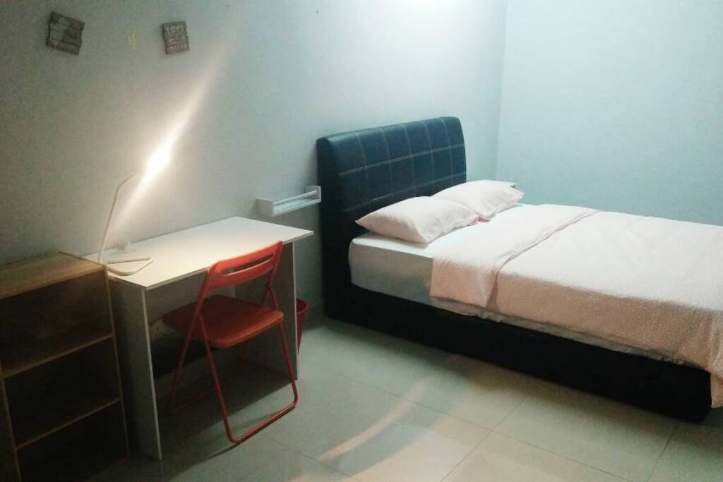 Comfy Queen Bed