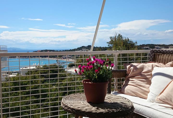 Athens Vouliagmeni magnificent sea view apartment