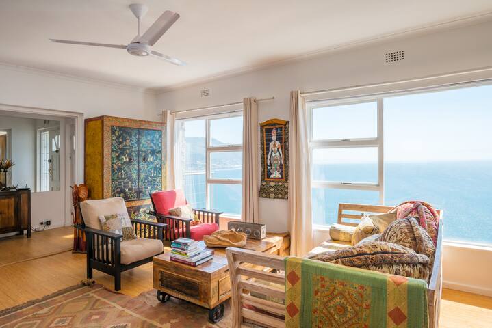 Bayscapes – The Breathtaking Views – Sunny Cove gallery image 2