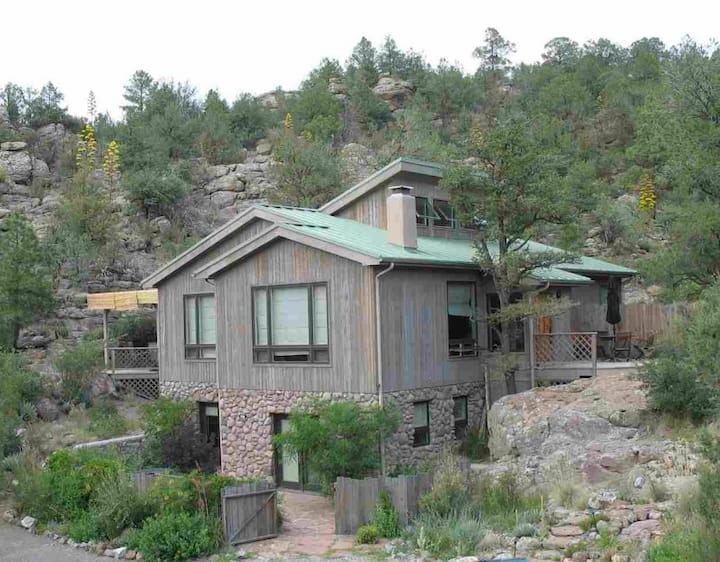 Home in Silver City · ★4.91 · 3 bedrooms · 4 beds · 2.5 baths