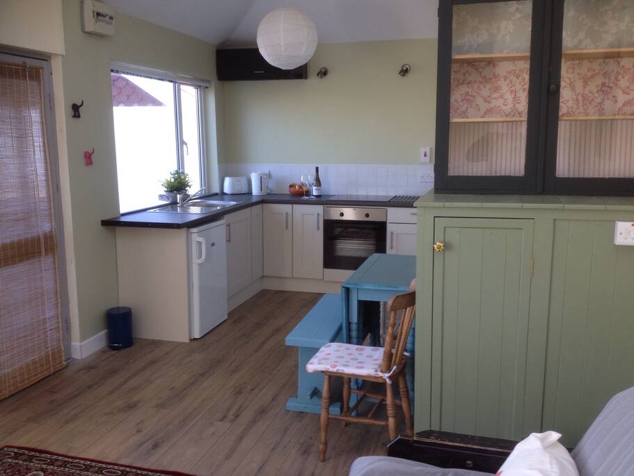 Kitchen/dining area