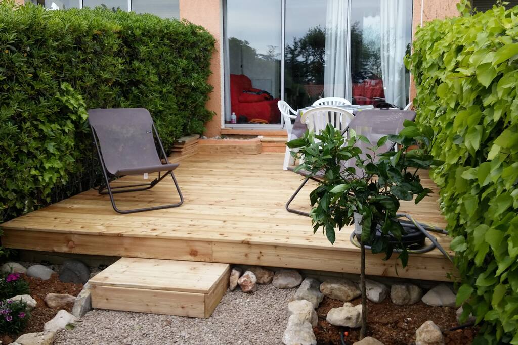 superbe terrasse bois + jardin paysager